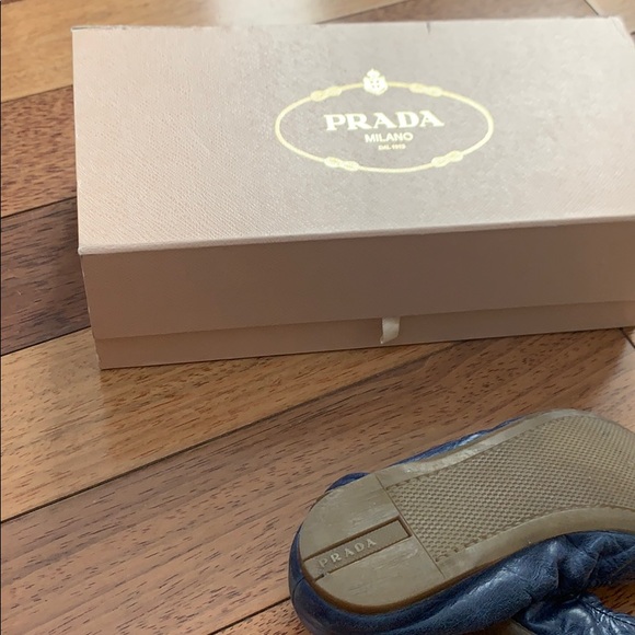 Prada | Elastic Ballet Flats Navy Blue Leather 7.5 - Picture 4 of 5
